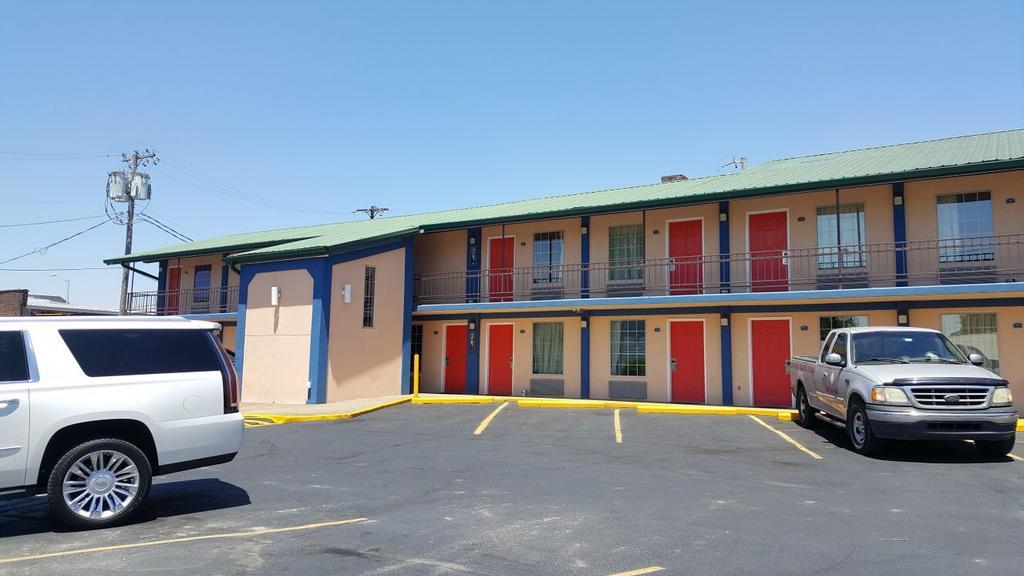 Budget Inn - Washington Ngoại thất bức ảnh