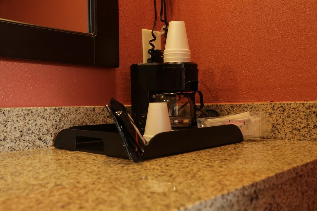 Budget Inn - Washington Ngoại thất bức ảnh